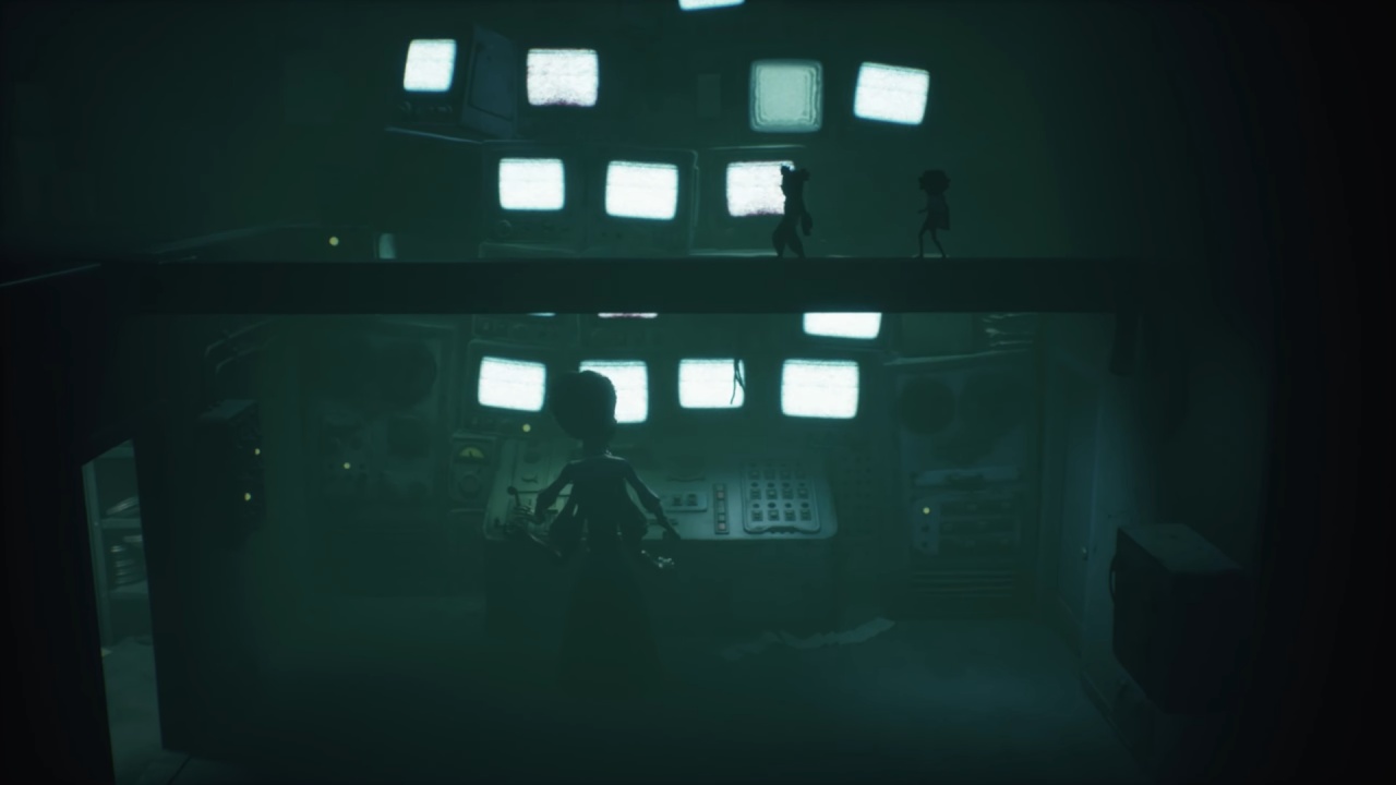 A haunting return that mixes cooperative fear with beautiful art, some familiar annoyances