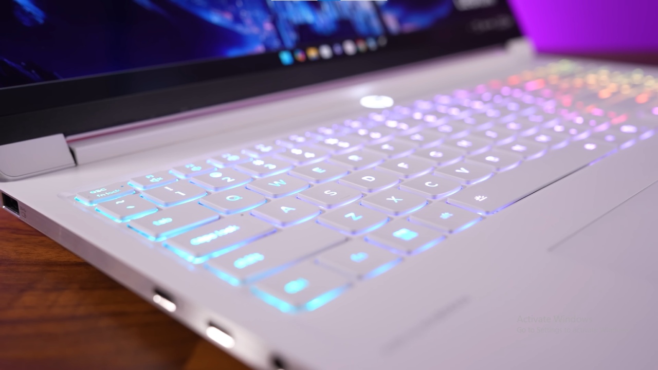 Lenovo, Legion 7i 2025, Review, Thinner, Lighter, Faster with a Brilliant, OLED Upgrade, NoobFeed