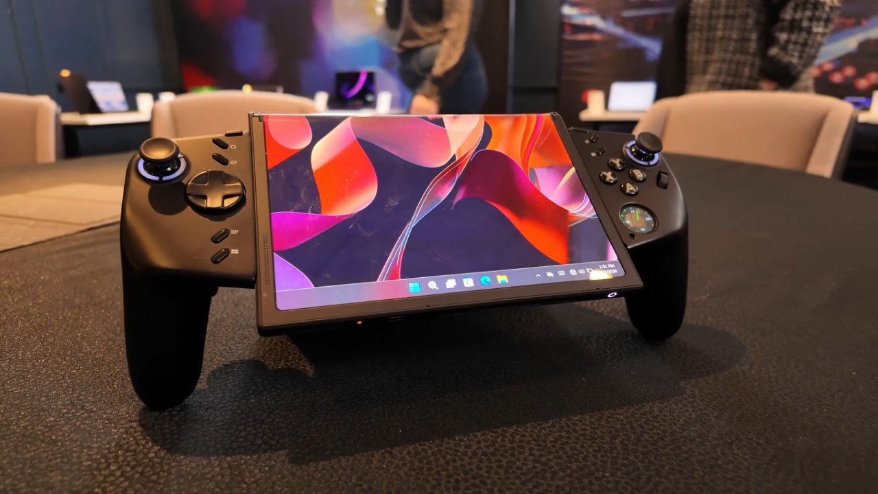 Lenovo Legion Go Fold, Specs Leak With, Intel Core Ultra 7 258V and 32GB RAM, NoobFeed