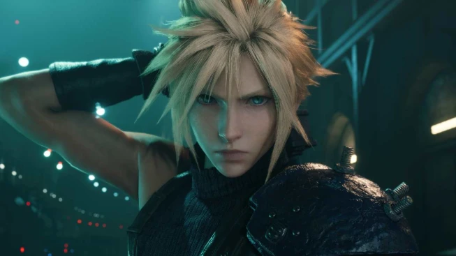 Final Fantasy Resonance Cloud Strife holding a Sword