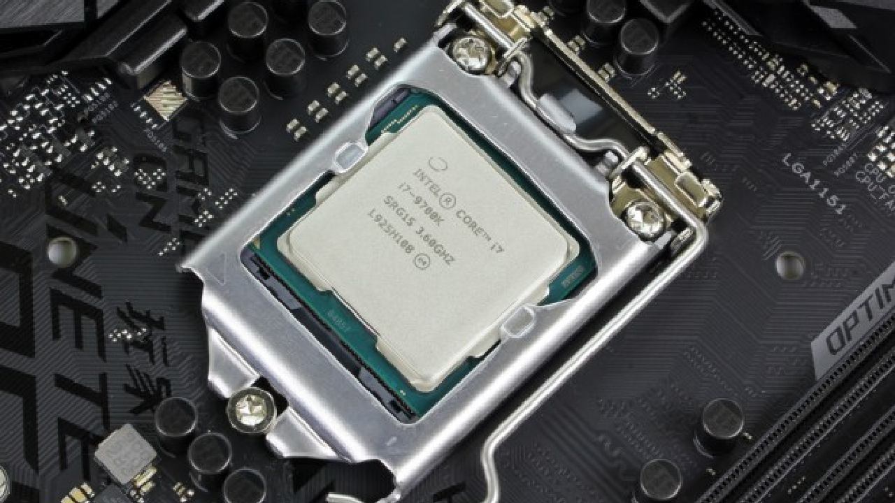 Intel, Core i7, 9700K Revisited, Still Worth It, in 2025, NoobFeed