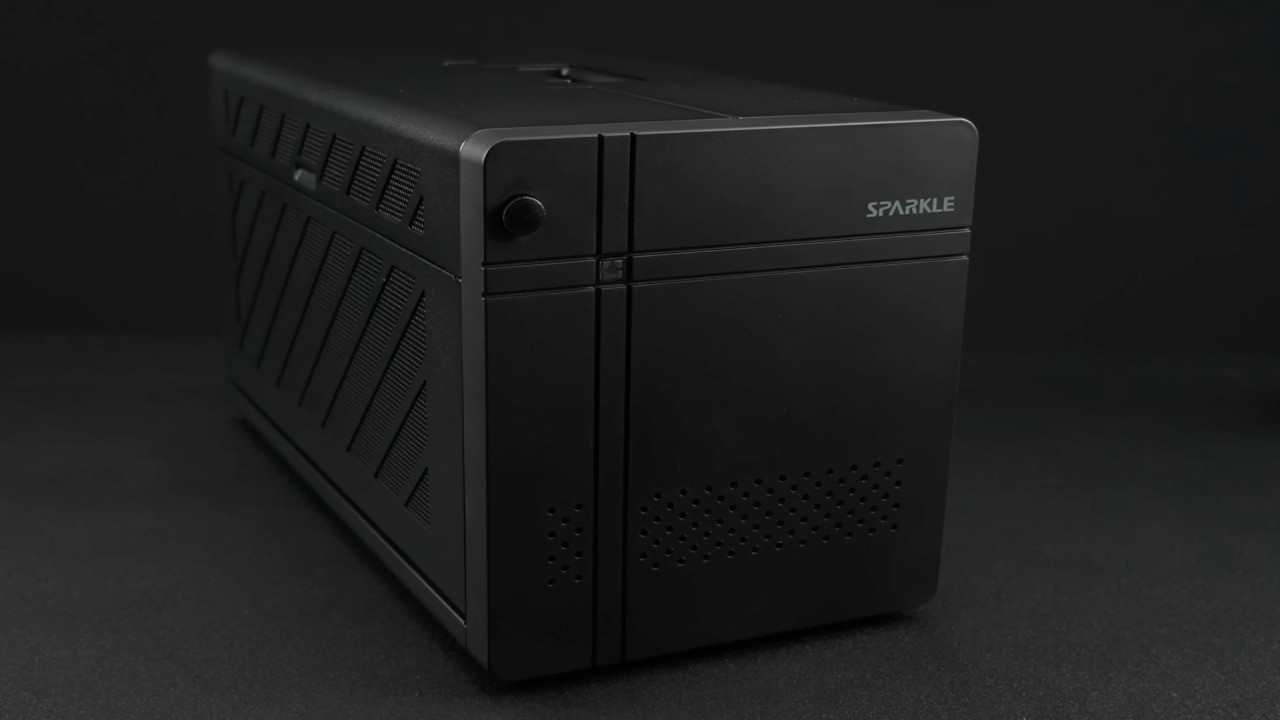 Sparkle Studio G Ultra850, Thunderbolt 5 eGPU Review, High-Performance External GPU, NoobFeed