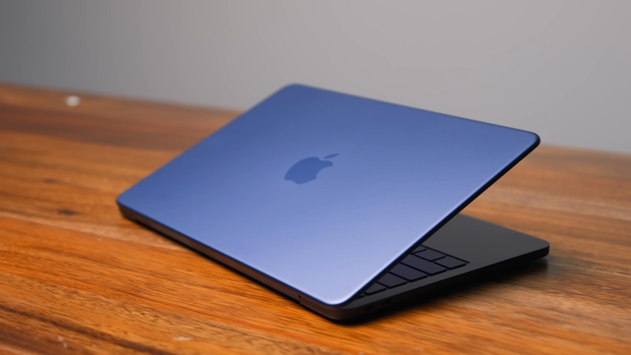 MacBook Neo Review, Apple’s $600 Budget MacBook, With A18 Pro, NoobFeed