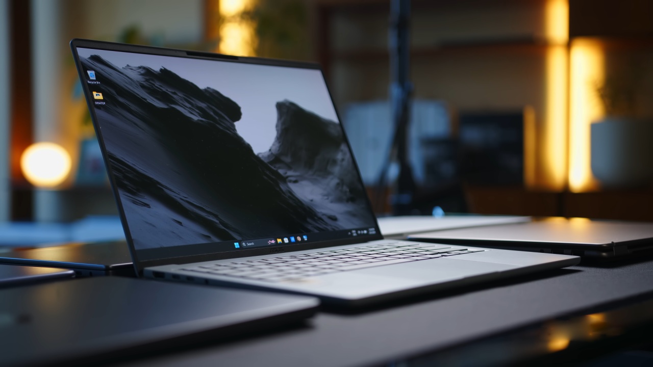 Asus Zenbook A14 Review, Snapdragon X2 Elite, Redefines Lightweight Performance, NoobFeed