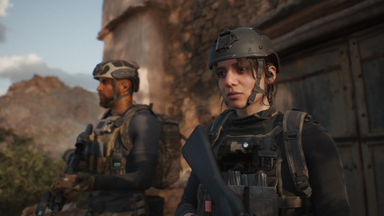 Crossfire Layla in tactical gear