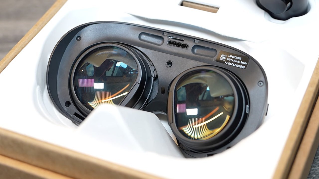 Steam Frame VR Headset Backside Eye Support