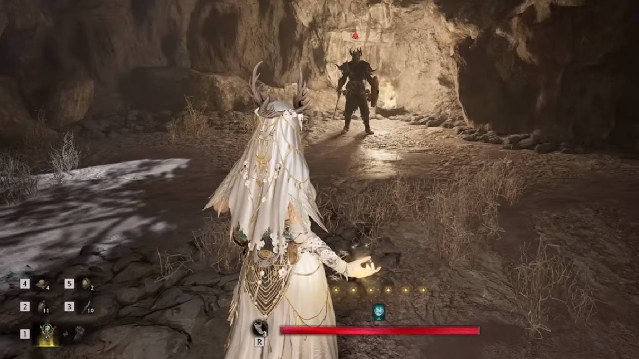 Playing as The Seer Class in Mistfall Hunter
