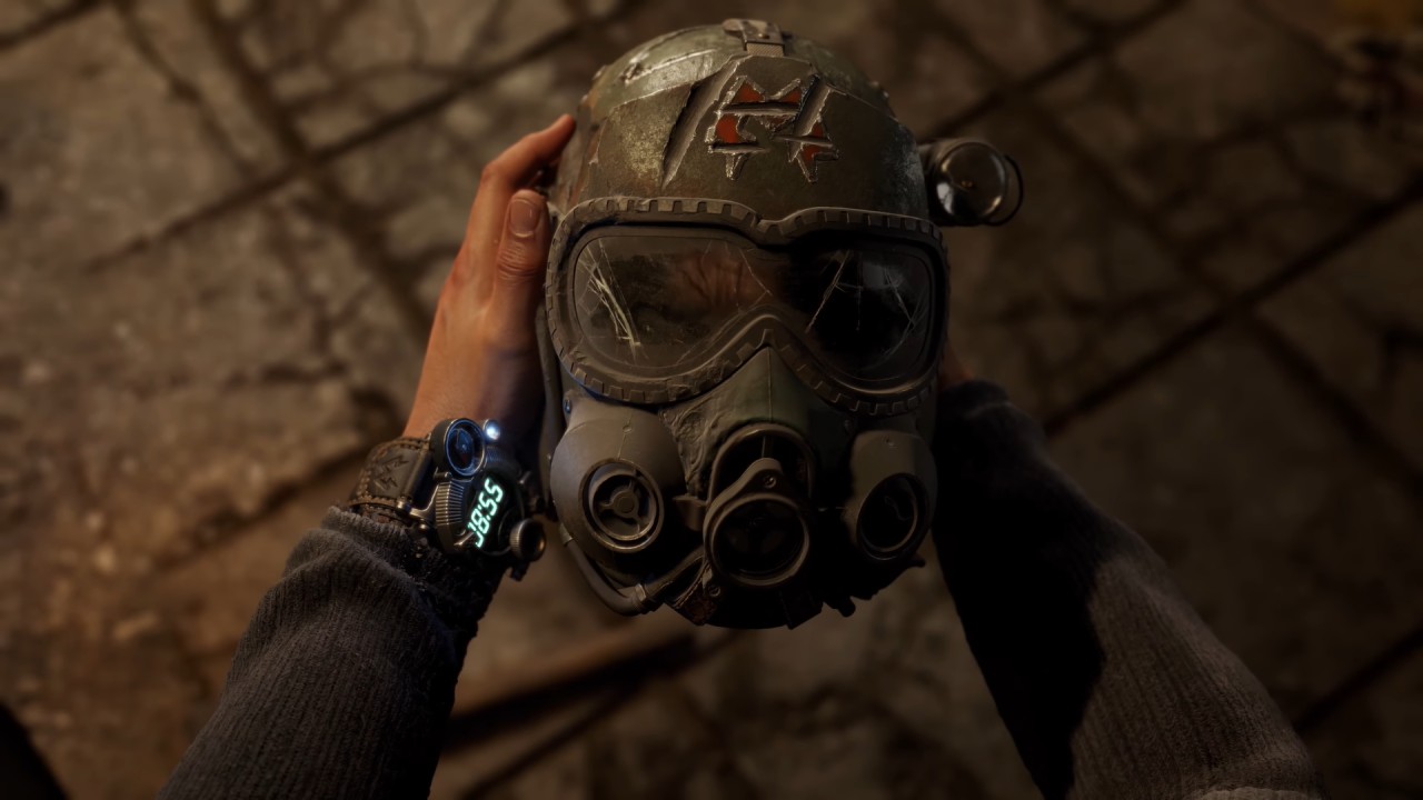 Metro 2039: Character holds gas mask