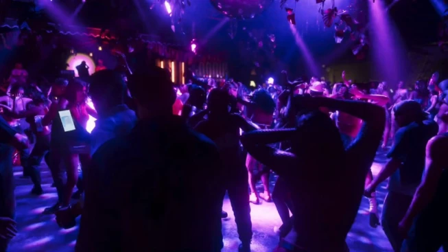 GTA 6 Jason and Lucia in the Club 