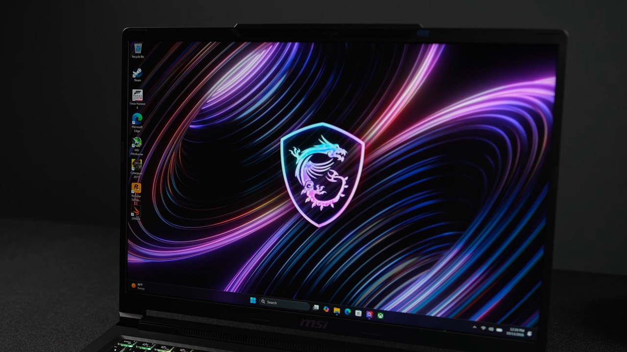 MSI Raider A16 HX B8W Display